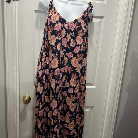 Old Navy Floral Maxi Dress - Pink and Navy - Picture 1 of 2